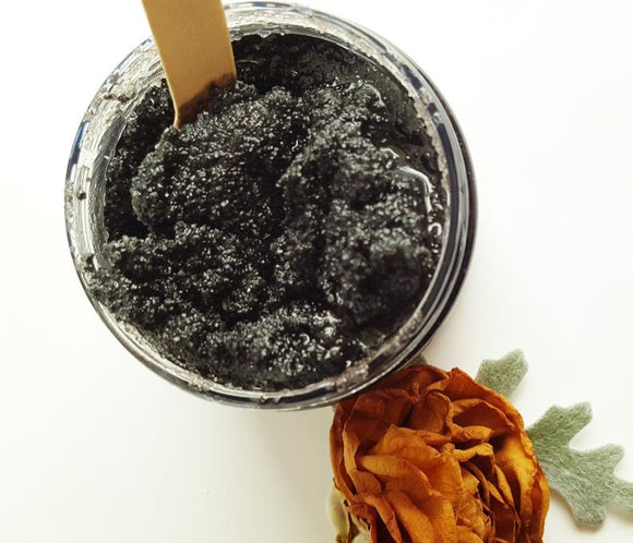 Detoxifying Facial Scrub